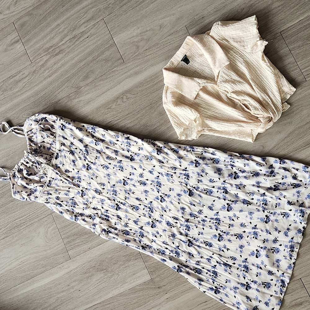 Wild Fable Cream Cropped Shirt